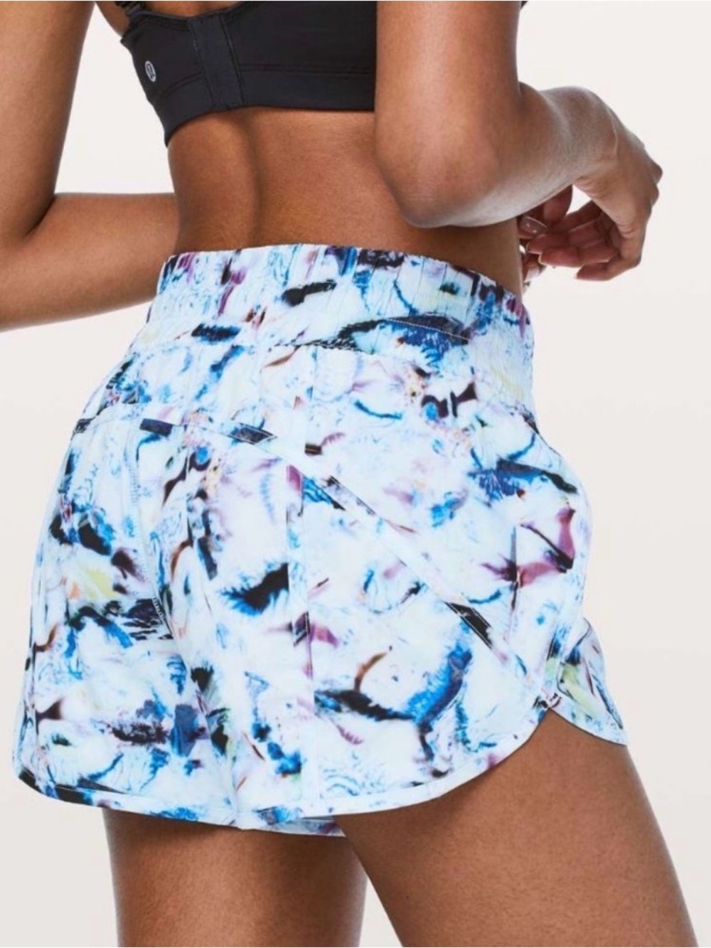 Lululemon Tracker Short​ - Picture 4 of 8